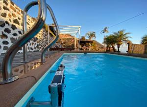 The swimming pool at or close to Casa Garcia-Mar