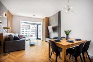 Posedenie v ubytovaní Apartament DEO PLAZA