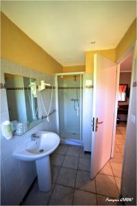 Koupelna v ubytování Auberge des Deux Sorru