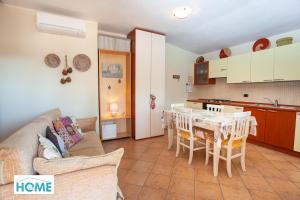 Køkken eller tekøkken på Villino Tirreno Bilo 1 + 12 billeder