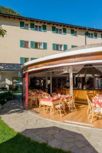 Restaurace v ubytování Hotel La Romantica