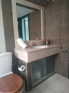Kúpeľňa v ubytovaní Holiday Nest & parking + 37 fotografií