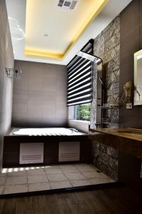 Et badeværelse på Dong Bi Villa