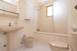 Ein Badezimmer in der Unterkunft Torre Riviera
