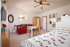 Posteľ alebo postele v izbe v ubytovaní Studio Apartments SKORIC Opatija Volosko
