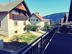 Gallery image of Apartma Rekar - a house, where you can relax in the embrace of nature in Jesenice