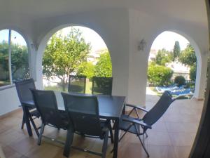 Patio alebo iná vonkajšia časť ubytovania 004 Noguera
