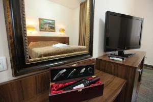 Μια τηλεόραση ή/και κέντρο ψυχαγωγίας στο Hotel Kratis