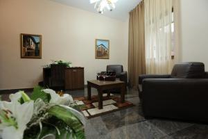 Χώρος καθιστικού στο Hotel Kratis