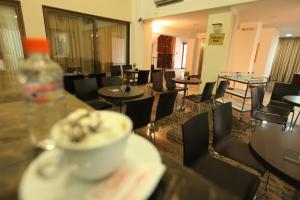 Χώρος καθιστικού στο Hotel Kratis