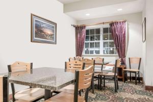 Gallery image of Microtel Inn & Suites by Wyndham Rice Lake in Rice Lake