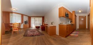 Kuchyň nebo kuchyňský kout v ubytování Hotel Garni Elisabeth