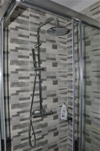 Kylpyhuone majoituspaikassa Los Geranios-san-eugenio-adeje-spain