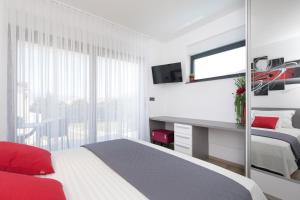 Postel nebo postele na pokoji v ubytování Villa Supernus with Heated Pool