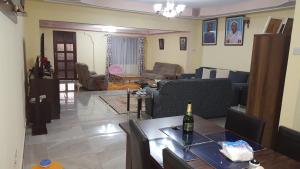 Χώρος καθιστικού στο Kilimanjaro Country House