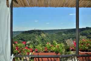 Gallery image of Le Calanque La Terrazza su Civita in Lubriano