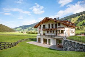 Gallery image of Peil HighEnd-Basic apartments in San Candido