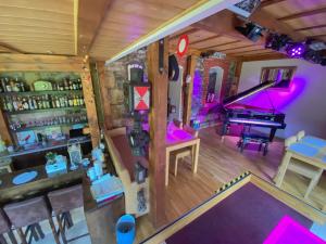 Lounge nebo bar v ubytování Pension Oybin