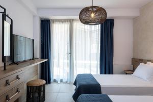 A bed or beds in a room at Utopia Forest