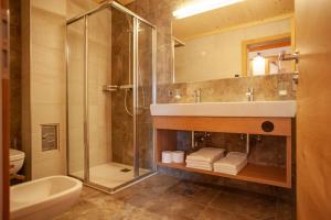 A bathroom at Peil HighEnd-Basic apartments