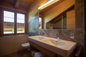 A bathroom at Peil HighEnd-Basic apartments