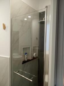 Ett badrum på Triana Parque VV