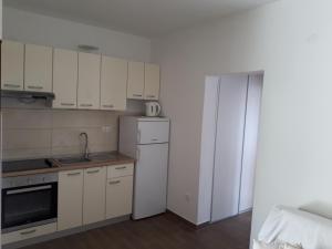 Η κουζίνα ή μικρή κουζίνα στο Apartment on the floor
