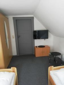 Fotografie z fotogalerie ubytování Kleines Haus mit Geschichte v destinaci Neukirchen
