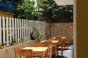 Gallery image of Holy Pansiyon in Kas