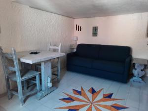 A seating area at Il Nido 1
