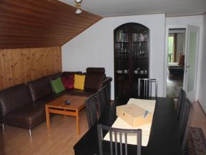 Część wypoczynkowa w obiekcie Ferienwohnung Laserer