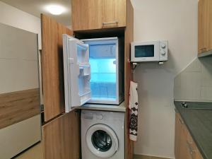 Gallery image of Светлая новая студия в Приморско in Primorsko