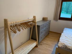 Postel nebo postele na pokoji v ubytování YASNA Apartments