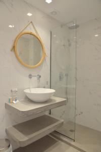 Koupelna v ubytování Hotel Apartments Giannis