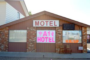 Majutusasutuses A1 Motel And Campground olev sertifikaat, autasu, silt või muu dokument