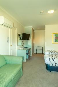 Gallery image of Deniliquin Country Club Motor Inn in Deniliquin