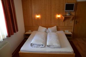 Fotografia z galérie ubytovania Ferienhaus am Eggli v destinácii Sankt Anton am Arlberg