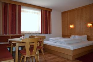 Fotografia z galérie ubytovania Ferienhaus am Eggli v destinácii Sankt Anton am Arlberg