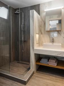 Koupelna v ubytování PLOUMIS seaside villas