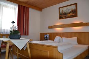 Fotografia z galérie ubytovania Ferienhaus am Eggli v destinácii Sankt Anton am Arlberg
