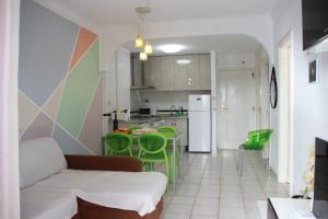 Kuchnia lub aneks kuchenny w obiekcie Balcon del Mar en la Costa