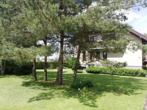 Afbeelding uit fotogalerij van Ramus poilsis prie Širvintų marių in Širvintos +35 foto's