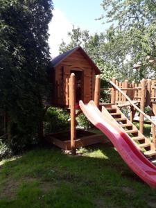 Vonkajšia záhrada v ubytovaní Pokoje Gościnne Jaworowy
