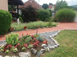 Zahrada ubytování Apartmani "Helena"