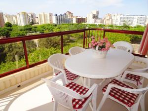 Balkon lub taras w obiekcie SALINAS CENTRO - PLAYA DE GANDIA