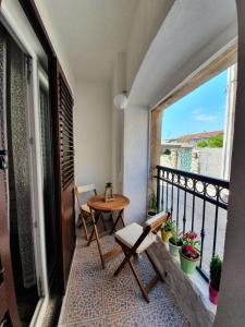 Balkón nebo terasa v ubytování Apartments Kut