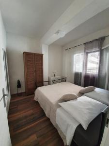 Gallery image of Apartments Kut in Vis