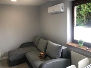 Część wypoczynkowa w obiekcie Klimatyzowane Apartamenty i Pokoje przy Targach Kielce