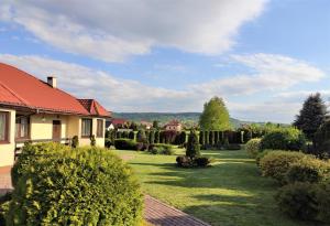 Vonkajšia záhrada v ubytovaní Panorama Strzyżów