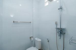 Phòng tắm tại KoolKost Syariah @ Jalan Beliang
